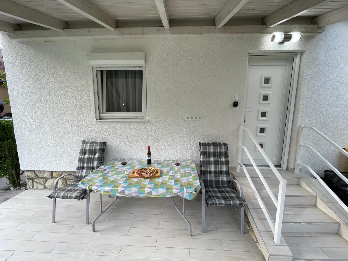 Hellomaria Villa Balatonmariafurdo Exterior photo